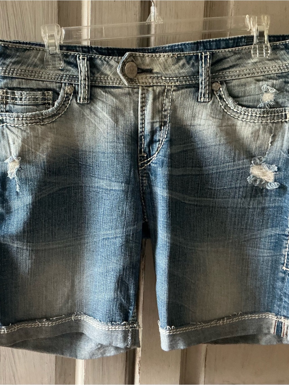 Silver Jeans faded blue denim shorts with contrast stitching